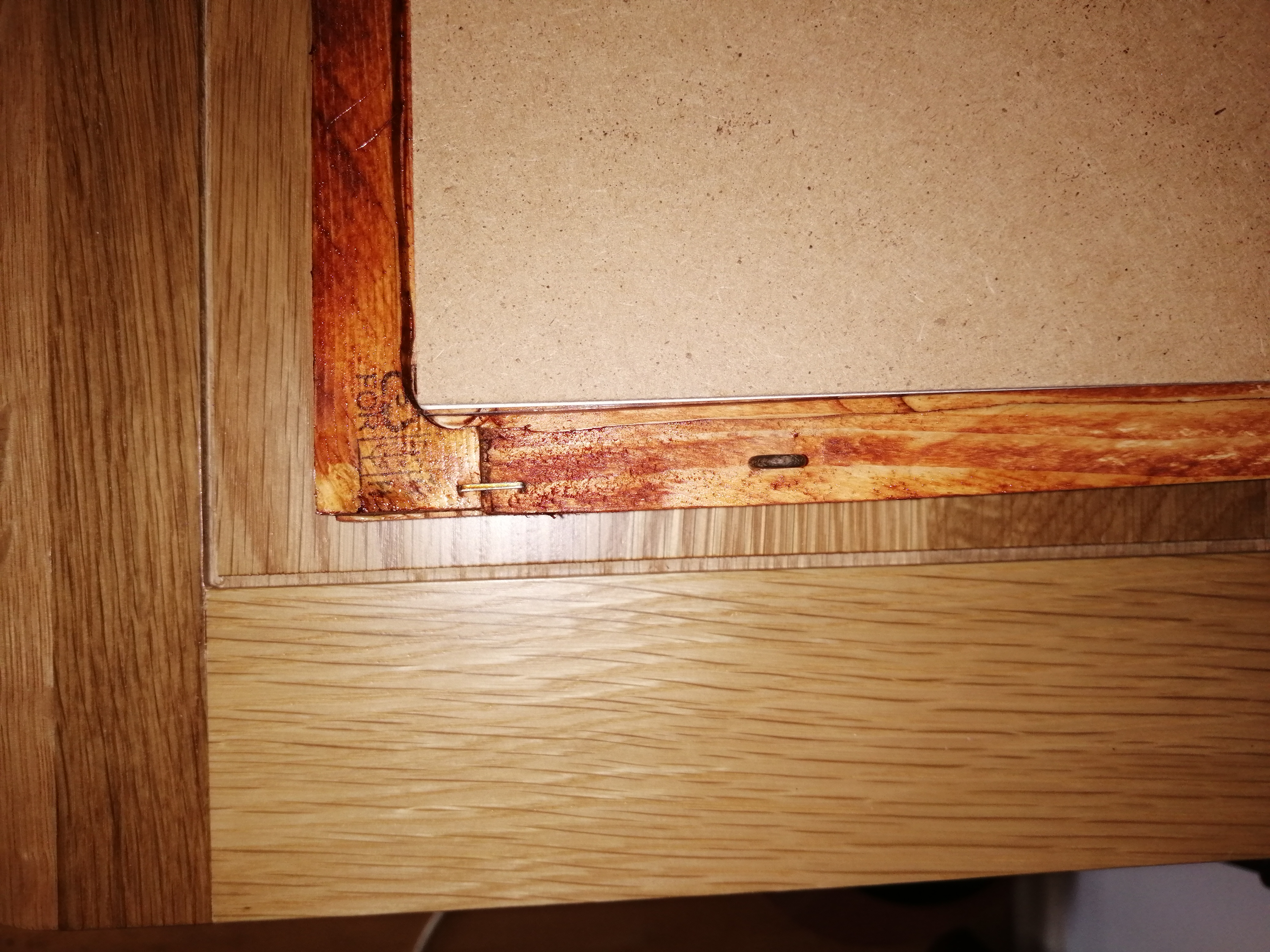Back view of corner lap joint